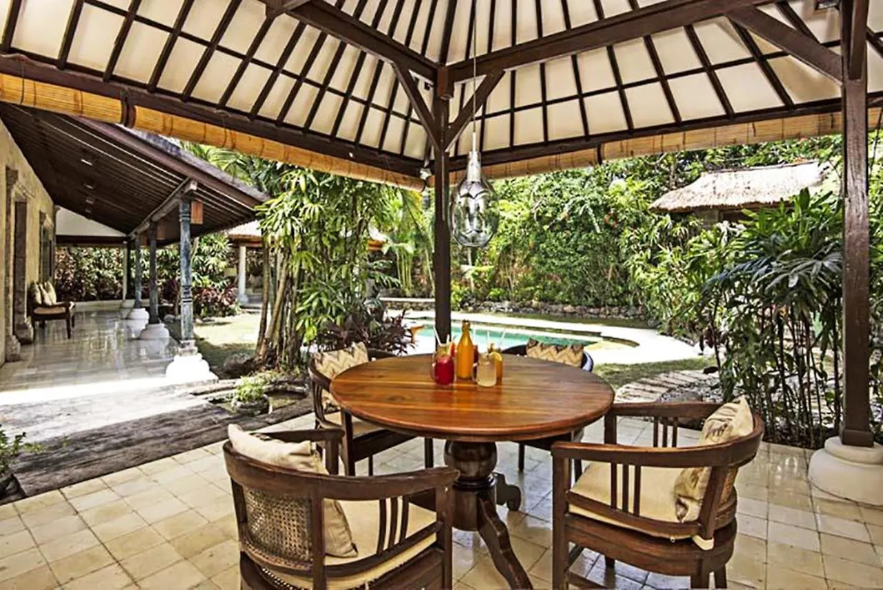 Villa Kubu Seminyak