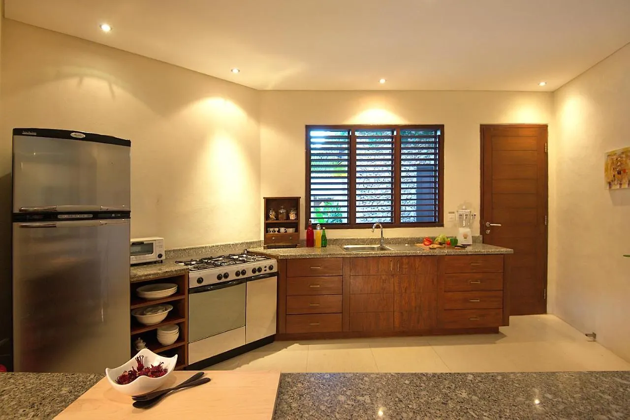 Villa Kubu Seminyak 0*,  Indonezja